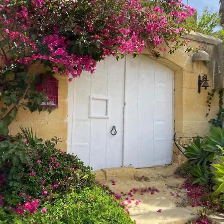 Gozo -tranquil And Serene Casa de Férias