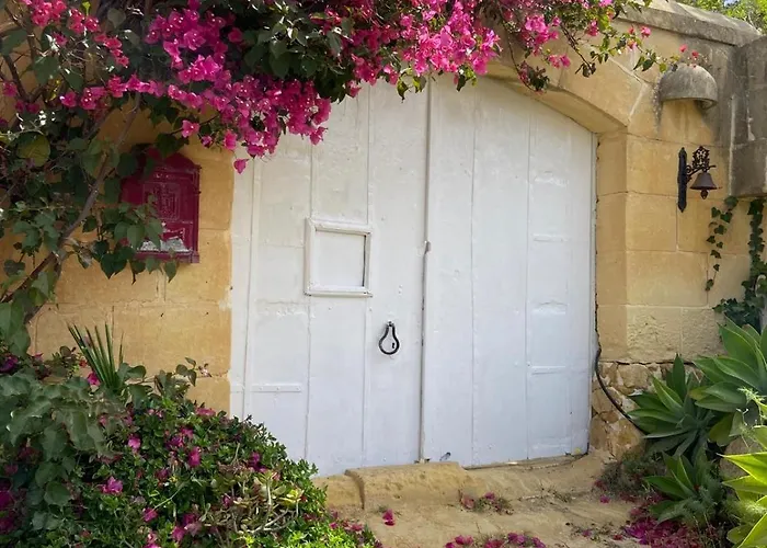 Gozo -tranquil And Serene Semesterbostad